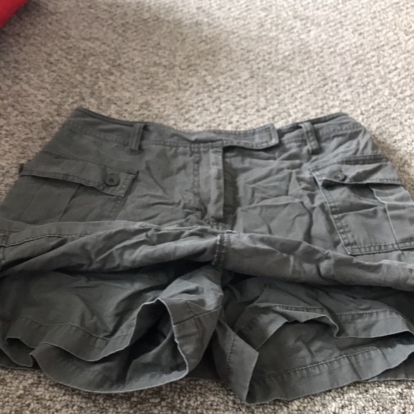 Grey cargo mini skort size 9 - Picture 2 of 3